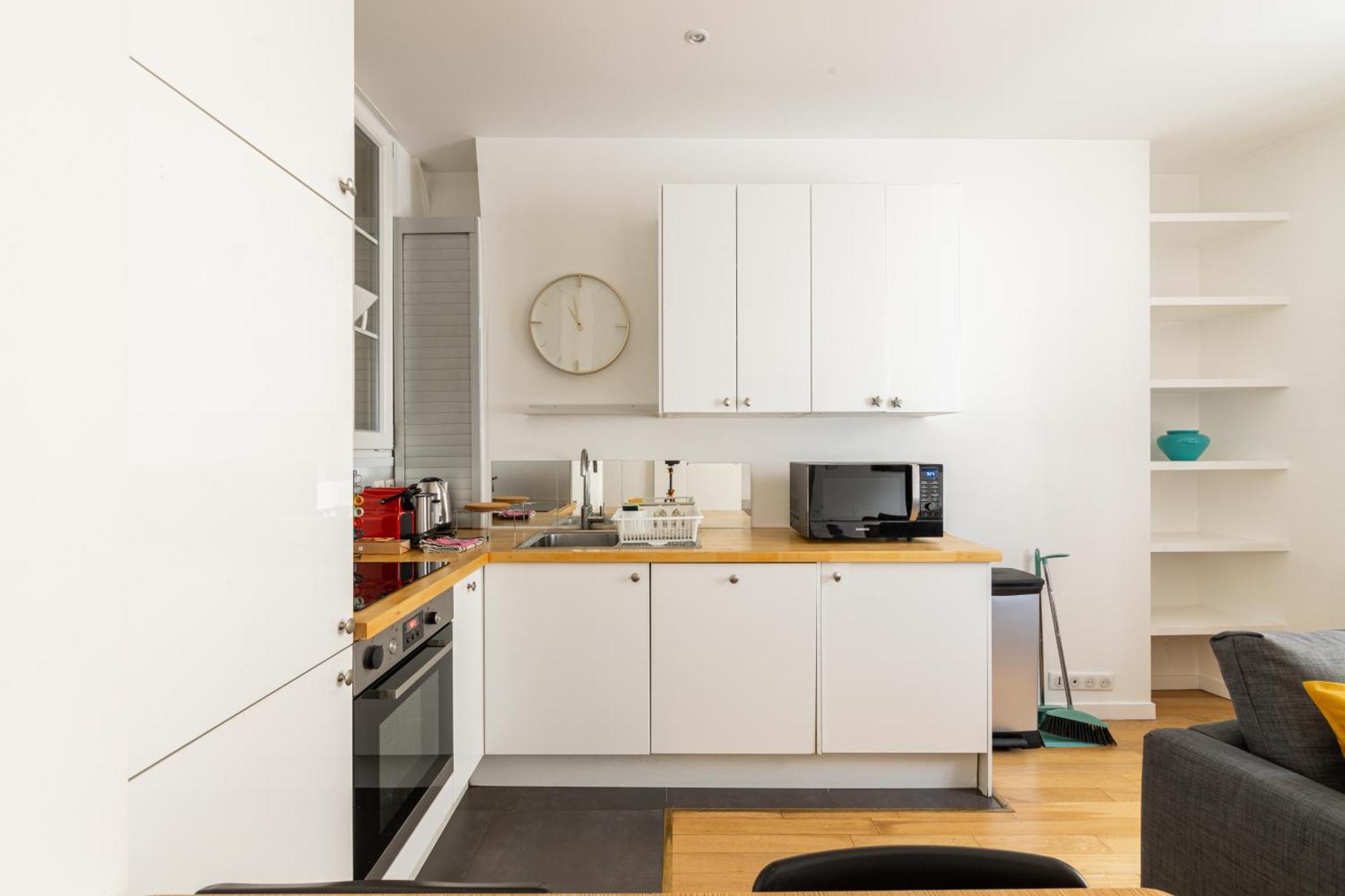 Luxurious 1 Bedroom Republique Vinaigriers Free Netflix ปารีส ภายนอก รูปภาพ